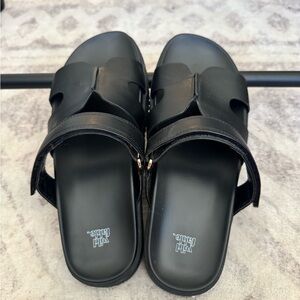 Wild Fable Black Slide Sandals with Cutout Design- Size 7.5